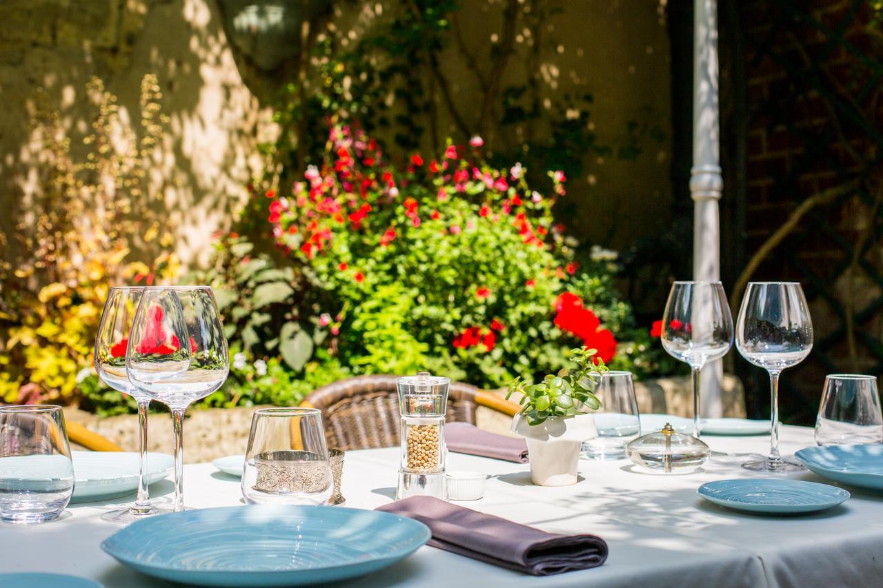Semblançay Logis Hotels Restaurant La Mere Hamard מראה חיצוני תמונה
